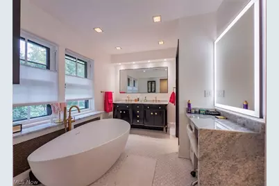 10494 Lake Shore Boulevard, Bratenahl, OH 44108 - Photo 29