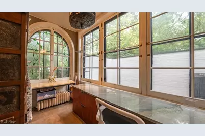 10494 Lake Shore Boulevard, Bratenahl, OH 44108 - Photo 15