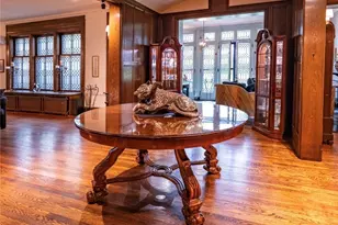 10494 Lakeshore Blvd, Bratenahl, OH 44108 - Photo 17