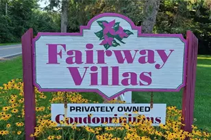 2555 Royal County Down, Uniontown, OH 44685 - Photo 3