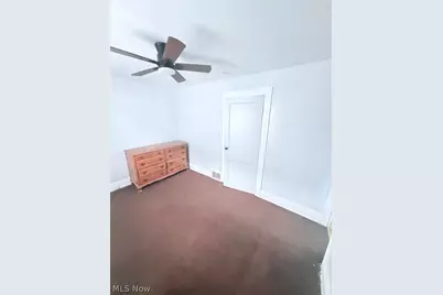 14011 Glendale Avenue #UP / DOWN, Loveland, OH 44128 - Photo 7