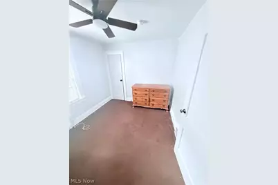 14011 Glendale Avenue #UP / DOWN, Loveland, OH 44128 - Photo 9