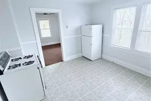 14011 Glendale Ave, Loveland, OH 44128 - Photo 3