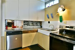 720 Mahoning Ave NW, Warren, OH 44483 - Photo 17