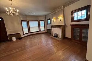 1539 Sheffield Rd, South Euclid, OH 44121 - Photo 3