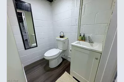 22000 Kennison Avenue, Euclid, OH 44123 - Photo 41