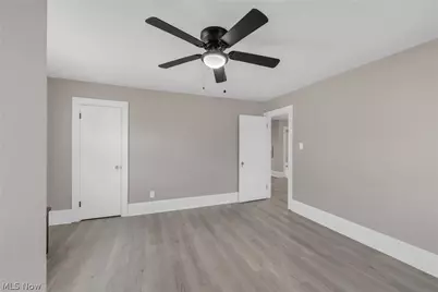 543 Sunset View Drive, Akron, OH 44320 - Photo 29