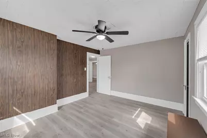 543 Sunset View Drive, Akron, OH 44320 - Photo 33