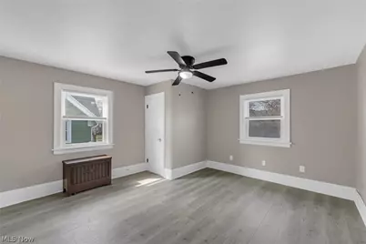 543 Sunset View Drive, Akron, OH 44320 - Photo 27