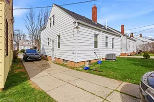 4242 Harwood Rd, South Euclid, OH 44121 - Photo 29