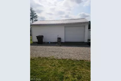 7899 Lakewood Drive, Williamsfield, OH 44093 - Photo 11