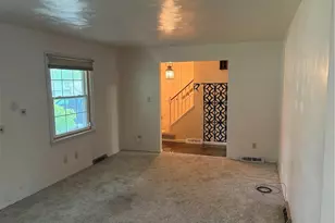 6137 Acatello Pl, Poland, OH 44514 - Photo 9