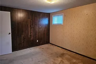 310 Cynthia Dr, Chardon, OH 44024 - Photo 33