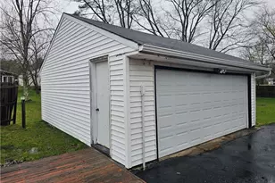 310 Cynthia Dr, Chardon, OH 44024 - Photo 15