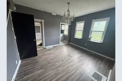 12600 Forest Hill Avenue, Loveland, OH 44112 - Photo 5