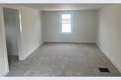 2877 Bailey Road, Cuyahoga Falls, OH 44221 - Photo 15