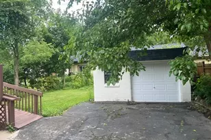 2877 Bailey Rd, Cuyahoga Falls, OH 44221 - Photo 3