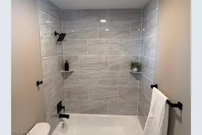 3940 Ellendale Road, Chagrin Falls, OH 44022 - Photo 11