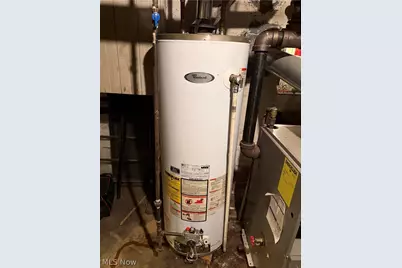 13207 S Parkway, Garfield Heights, OH 44105 - Photo 5