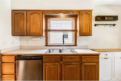 1440 Eastland Avenue SE, Warren, OH 44484 - Photo 5