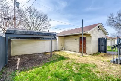 621 Geiger Avenue SW, Massillon, OH 44647 - Photo 5