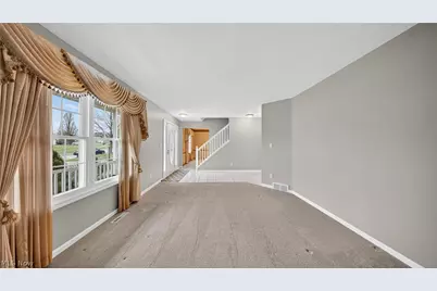 690 Southbridge Boulevard, Brunswick, OH 44212 - Photo 9