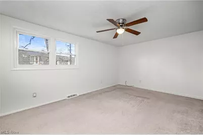 4004 Washington Avenue, Lorain, OH 44052 - Photo 17