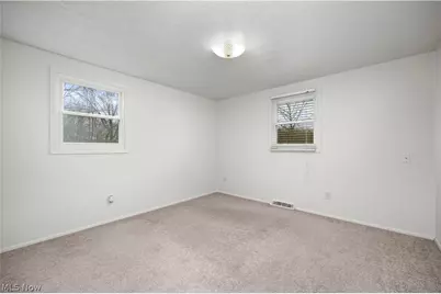 4004 Washington Avenue, Lorain, OH 44052 - Photo 25
