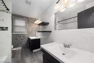 4004 Washington Ave, Lorain, OH 44052 - Photo 19