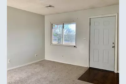 2047 20th Street SW, Akron, OH 44314 - Photo 13