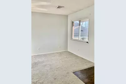 2047 20th Street SW, Akron, OH 44314 - Photo 7