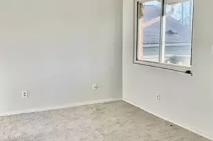 2047 20th St SW, Akron, OH 44314 - Photo 7