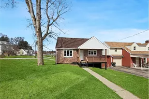 201 Wilshire Blvd, Steubenville, OH 43952 - Photo 3