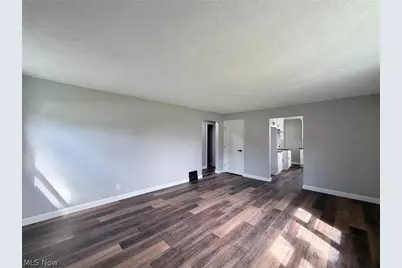 201 Wilshire Boulevard, Steubenville, OH 43952 - Photo 11