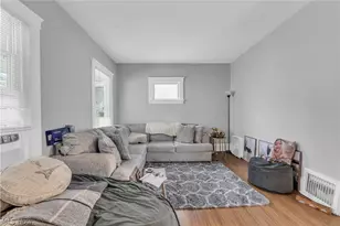 3047 W 105th St, Loveland, OH 44111 - Photo 3