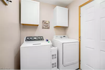 1551 Cambridge Avenue SW, North Canton, OH 44709 - Photo 15