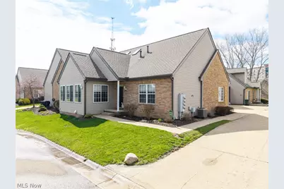 1551 Cambridge Avenue SW, North Canton, OH 44709 - Photo 1