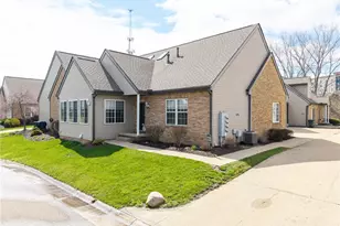 1551 Cambridge Ave SW, North Canton, OH 44709 - Photo 1