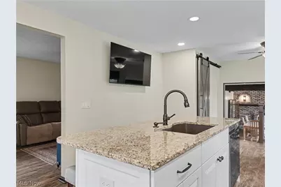 3881 Mahogany Street NW, Uniontown, OH 44685 - Photo 9