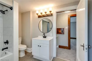 1835 Thornapple Ave, Akron, OH 44301 - Photo 17