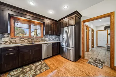 8028 Eleanor Court, Mentor, OH 44060 - Photo 11