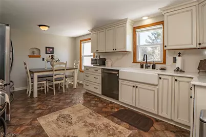 4902 Clardell Avenue SW, Canton, OH 44706 - Photo 11