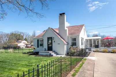 4902 Clardell Avenue SW, Canton, OH 44706 - Photo 1