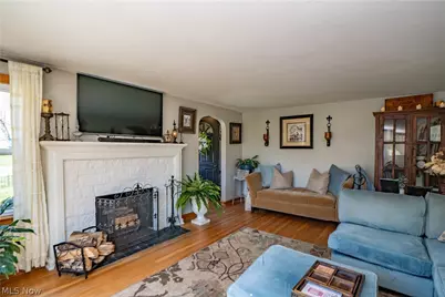 4902 Clardell Avenue SW, Canton, OH 44706 - Photo 7