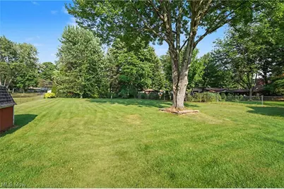 1974 Silver Fox Lane NE, Warren, OH 44484 - Photo 25