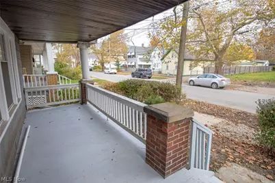 3304 W 46th Street, Loveland, OH 44102 - Photo 3