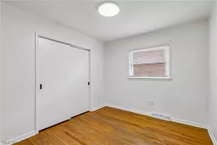 322 E Cassell Ave, Barberton, OH 44203 - Photo 9