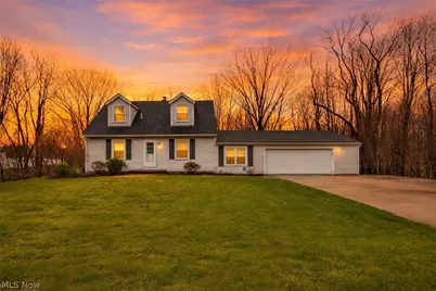 561 N River Road, Munroe Falls, OH 44262 - Photo 1