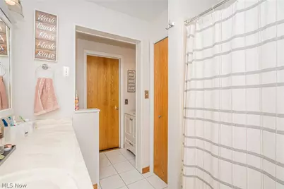 375 Sleepy Hollow Drive, Canfield, OH 44406 - Photo 13