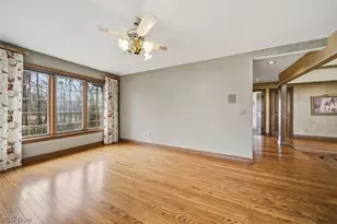 1255 Fox Hill Dr, Gates Mills, OH 44040 - Photo 11